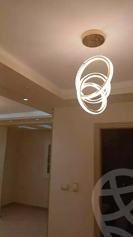 https://aqarmap.com.eg/en/listing/6073911-for-sale-cairo-mokattam-el-hadabah-el-wosta-rd-lmbhth