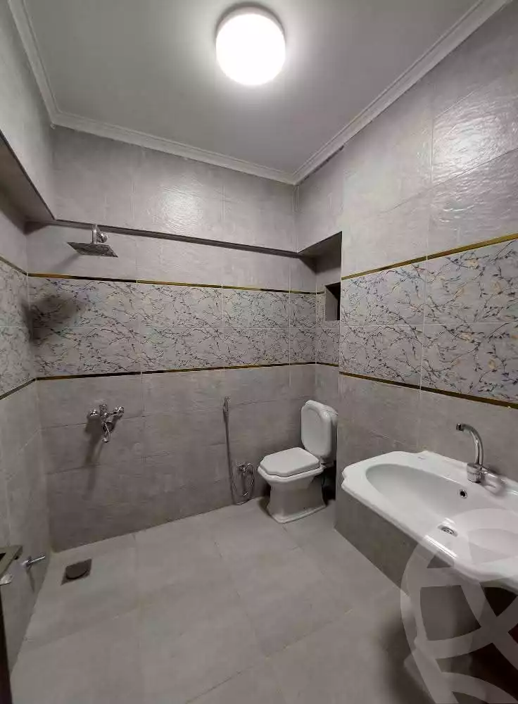 https://aqarmap.com.eg/en/listing/6074097-for-rent-cairo-mokattam-lhdb-l-ly