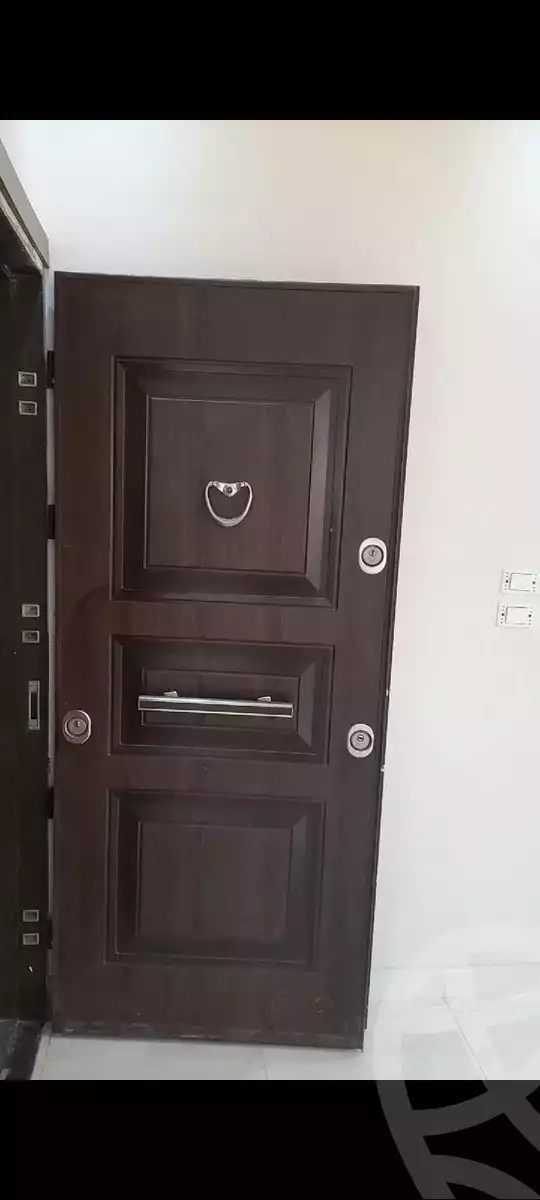 https://aqarmap.com.eg/en/listing/6075718-for-rent-cairo-badr-city-hai-el-ashgar-featured-neighborhood-bait-el-watan-rd