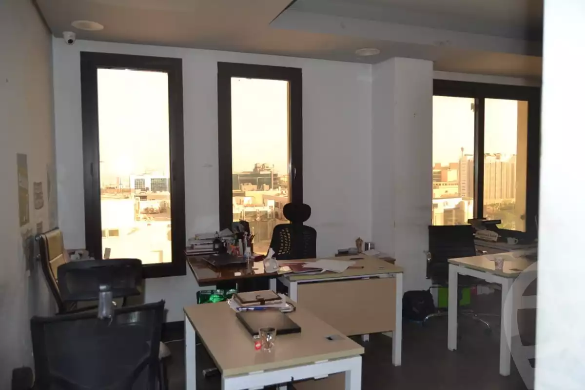 https://aqarmap.com.eg/en/listing/6075886-for-rent-cairo-new-cairo-90th-street-south-teseen-st