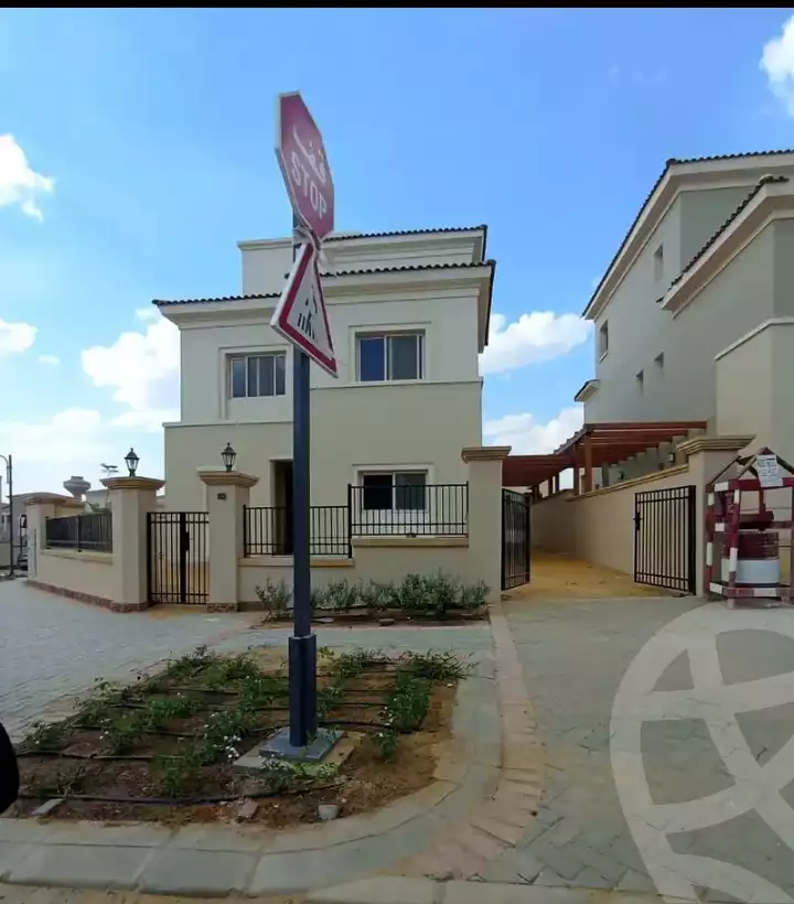 https://aqarmap.com.eg/ar/listing/6076701-for-rent-cairo-mokattam-compounds-uptown-cairo