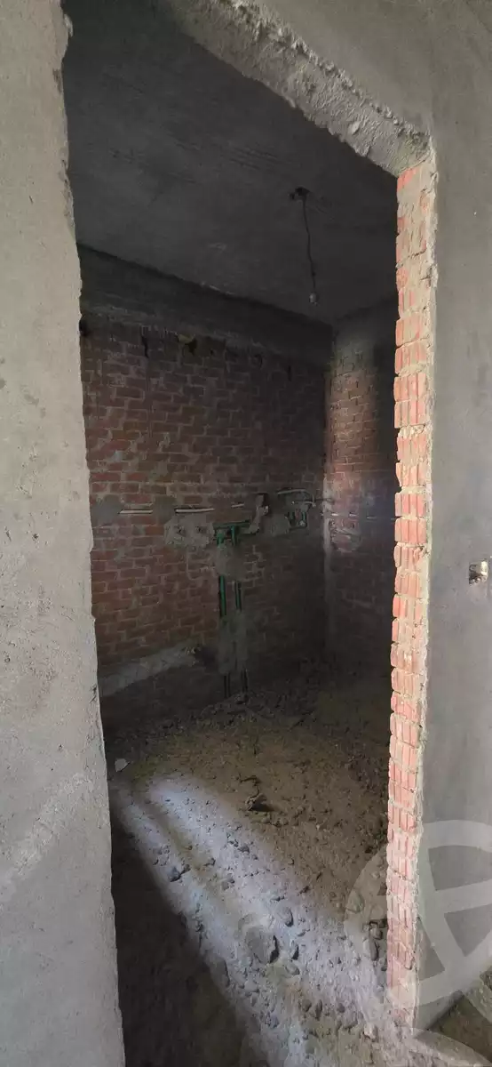 https://aqarmap.com.eg/ar/listing/6076924-for-sale-beheira-damanhour-damanhour-city-al-hoofi-st