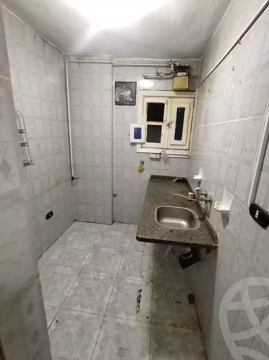 https://aqarmap.com.eg/en/listing/6077255-for-sale-alexandria-l-jmy-lbytsh-sabrin-st