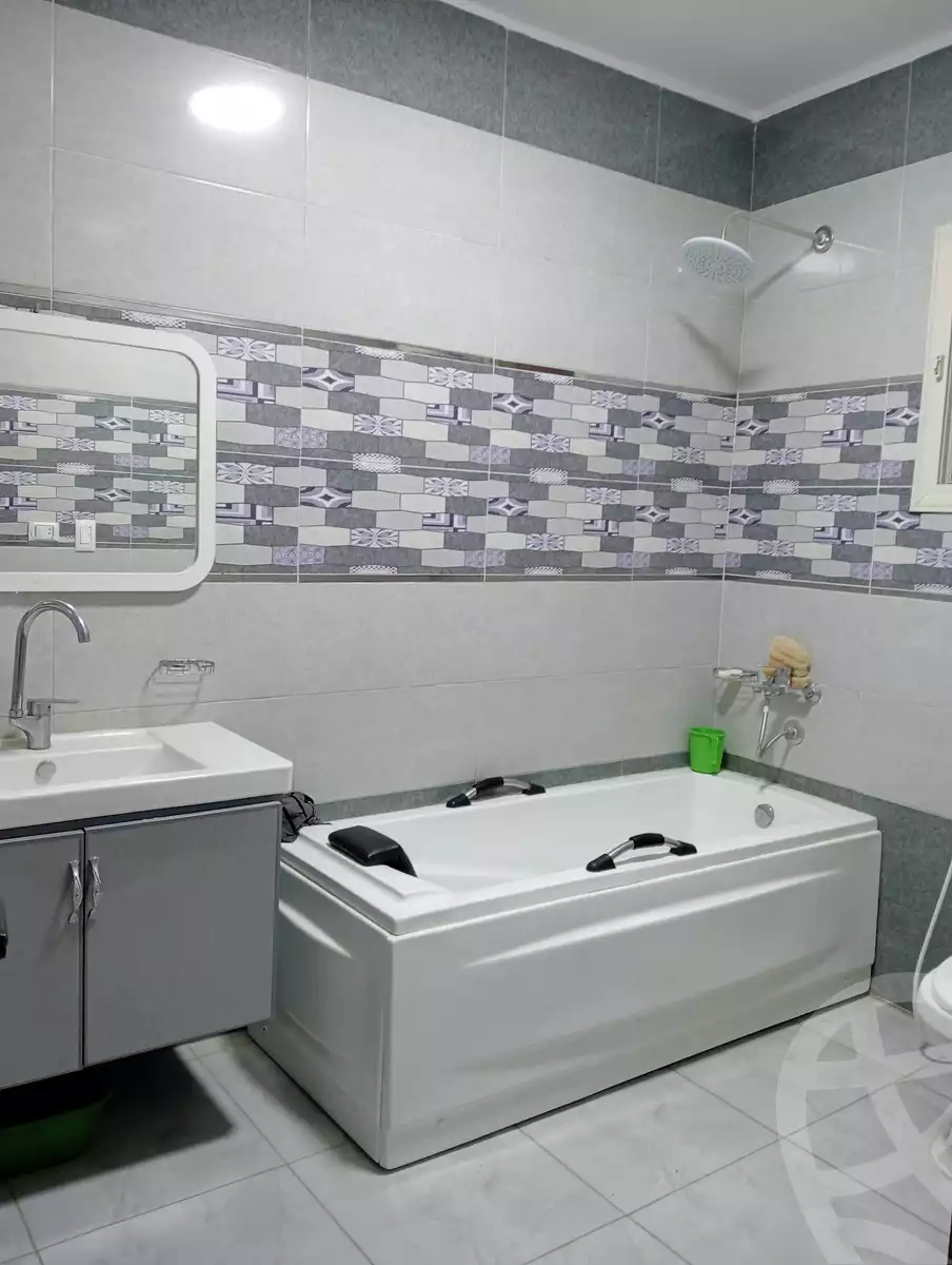 https://aqarmap.com.eg/en/listing/6077453-for-sale-cairo-ain-shams-ain-shams-el-sharkia-el-eshrein-stt