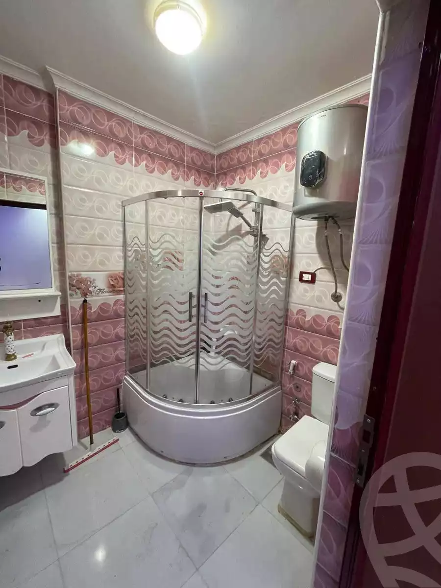 https://aqarmap.com.eg/en/listing/6077844-for-sale-alexandria-l-jmy-lbytsh-bianchiii-el-bashwat-st