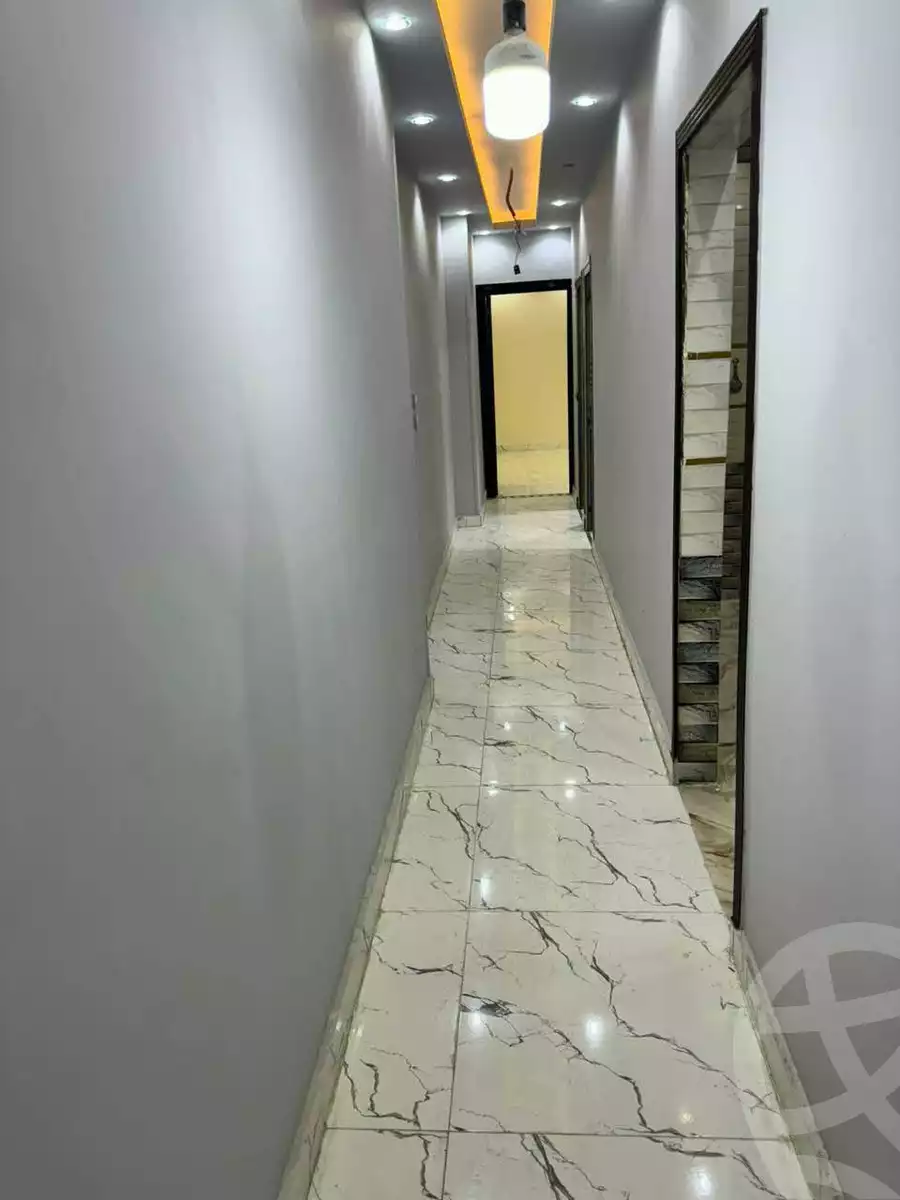 https://aqarmap.com.eg/ar/listing/6078818-for-sale-cairo-helwan-hadayek-helwan-nile-corniche-st