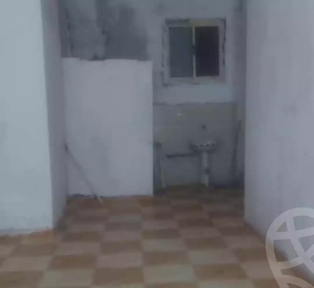 https://aqarmap.com.eg/en/listing/6078833-for-rent-alexandria-l-jmy-lbytsh-el-hay-st
