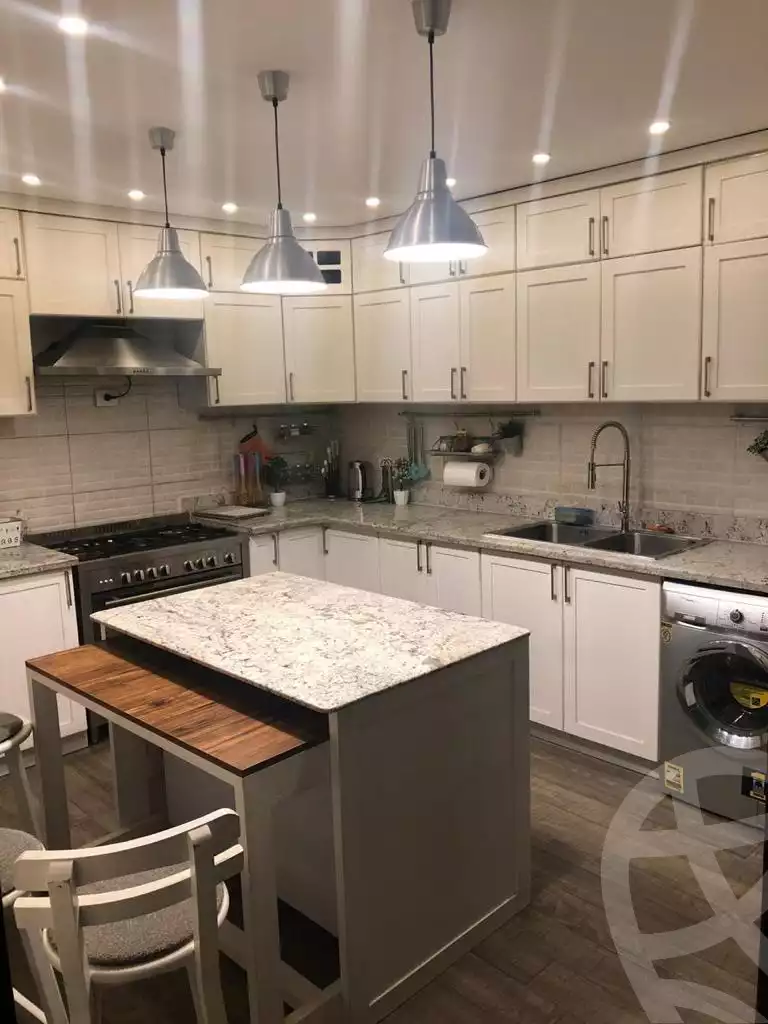 https://aqarmap.com.eg/en/listing/6080616-for-sale-cairo-el-sheikh-zayed-city-compounds-zayed-regency