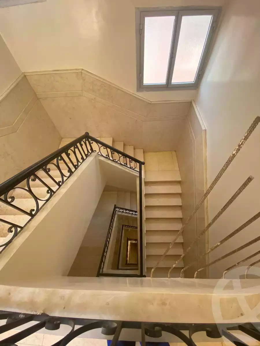 https://aqarmap.com.eg/en/listing/6081199-for-sale-cairo-6th-of-october-el-ahyaa-neighborhood-2nd-dr-hasan-ismail-st