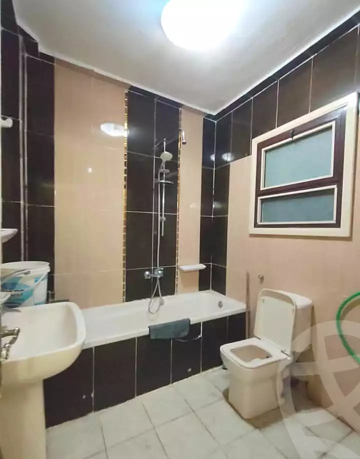 https://aqarmap.com.eg/ar/listing/6082272-for-sale-alexandria-l-jmy-lbytsh-al-kaada-st