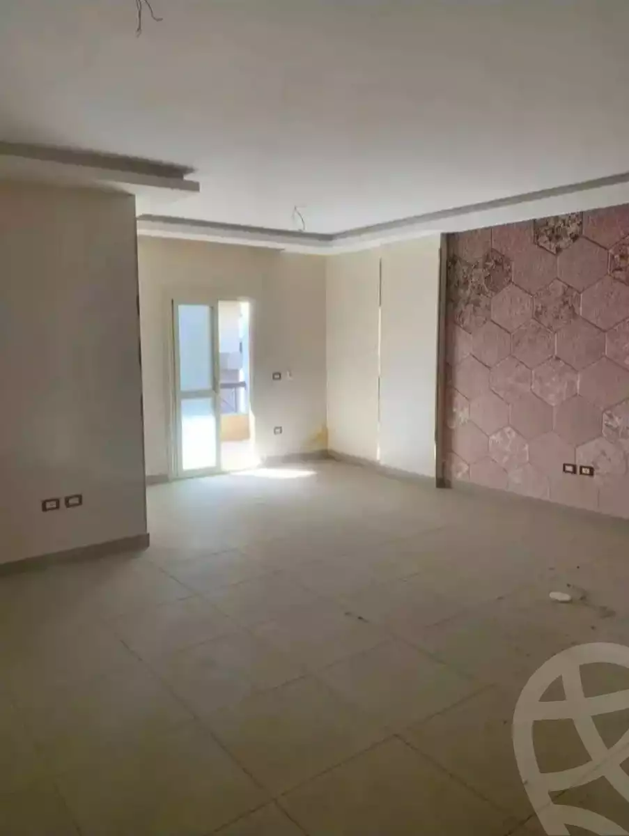 https://aqarmap.com.eg/en/listing/6082753-for-sale-cairo-mokattam-compounds-kmbwnd-jwldn-jyts