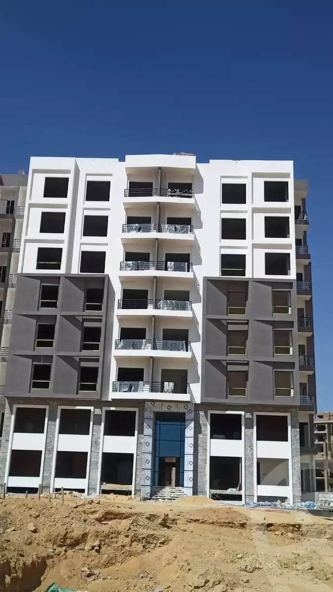 https://aqarmap.com.eg/en/listing/6082750-for-sale-cairo-new-administrative-capital-r7-green-avenue