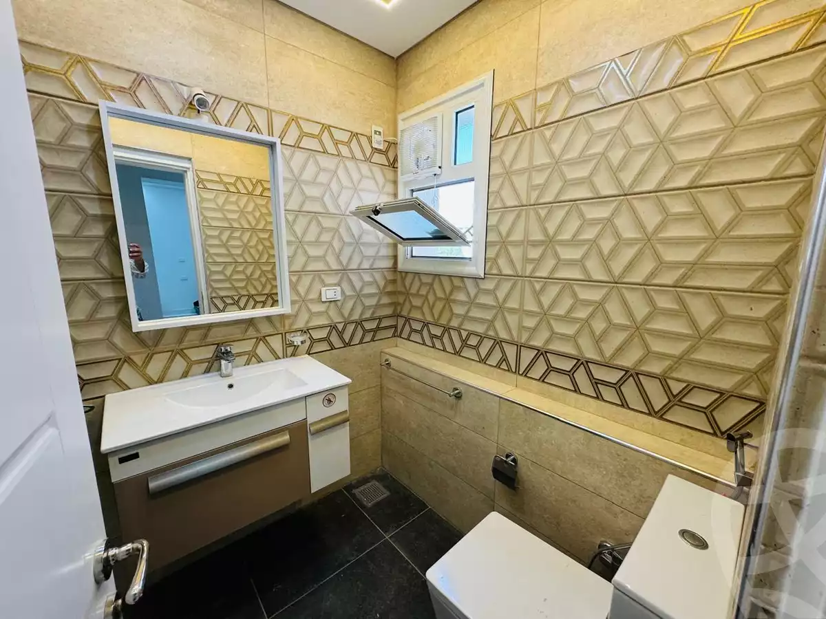 https://aqarmap.com.eg/en/listing/6083119-for-sale-cairo-new-cairo-madinaty-lmntq-lkhms-fylt-group-20