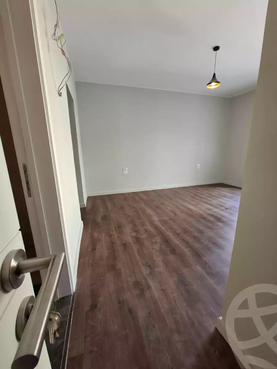 https://aqarmap.com.eg/en/listing/6083510-for-sale-cairo-6th-of-october-hadaeq-october-kmbwnd-fy-hdyq-ktwbr-o-west-tulwa-o-west