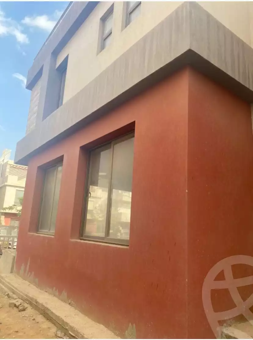 https://aqarmap.com.eg/en/listing/6083973-for-sale-cairo-el-sheikh-zayed-city-compounds-calm-residence-dcm