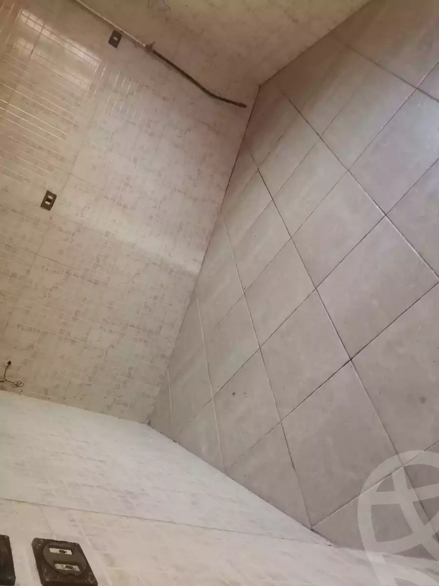 https://aqarmap.com.eg/en/listing/6057870-for-sale-cairo-heliopolis-ard-el-golf-nabil-el-wakkad