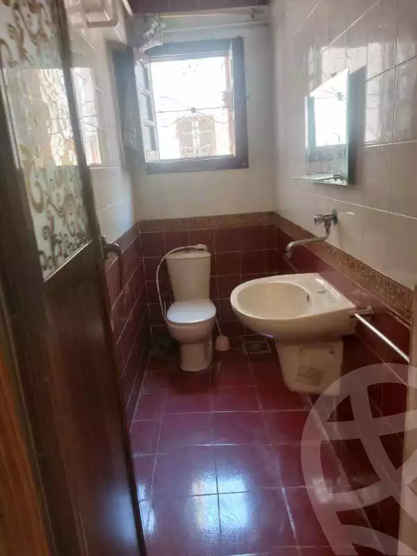 https://aqarmap.com.eg/en/listing/6085411-for-rent-alexandria-camp-cesar-abd-el-moneim-sanad-st