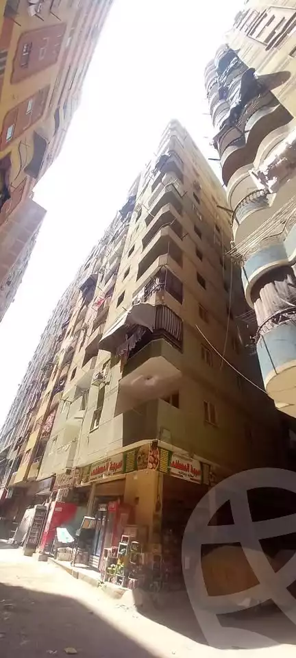 https://aqarmap.com.eg/en/listing/6085703-for-sale-cairo-helwan-hadayek-helwan-el-eshrein-st