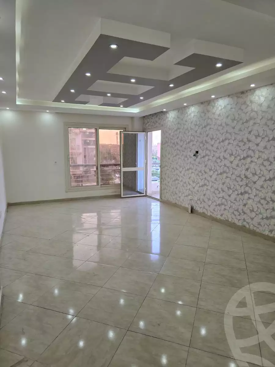 https://aqarmap.com.eg/en/listing/6086030-for-sale-cairo-el-sheikh-zayed-city-compounds-dr-msr
