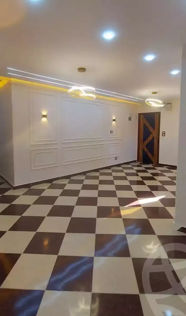 https://aqarmap.com.eg/ar/listing/6086165-for-sale-alexandria-sydy-bshr-sydy-bshr-bhry-mohammed-youssef-ghaly-st