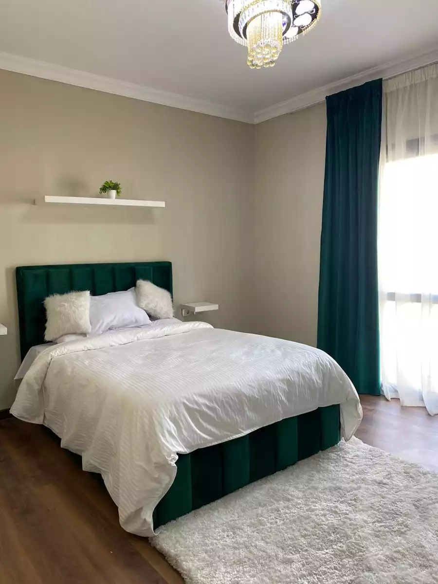 https://aqarmap.com.eg/ar/listing/6086754-for-rent-cairo-el-sheikh-zayed-city-compounds-the-courtyard