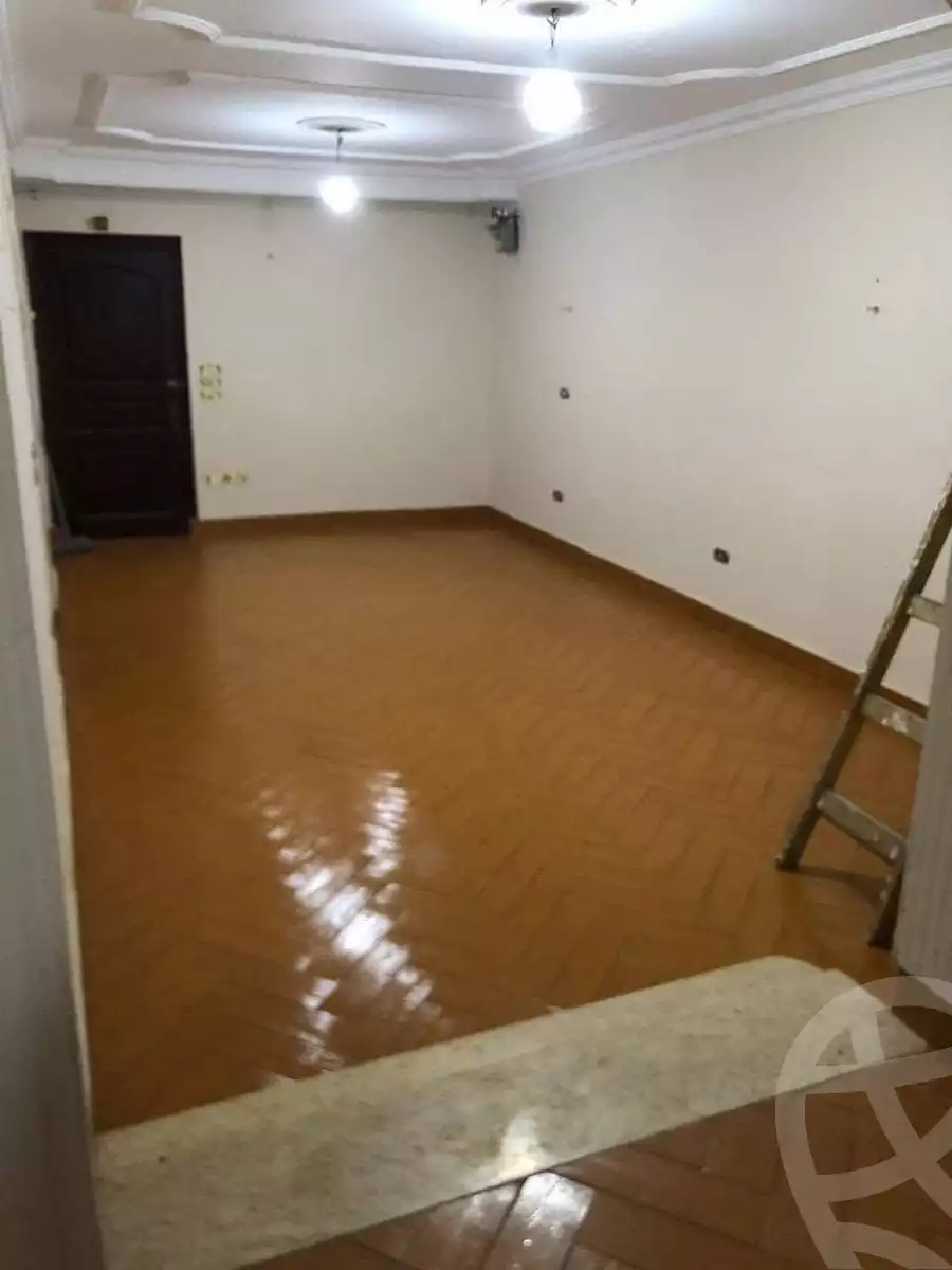 https://aqarmap.com.eg/en/listing/6087532-for-sale-cairo-mokattam-lhdb-l-ly-el-naforah-square