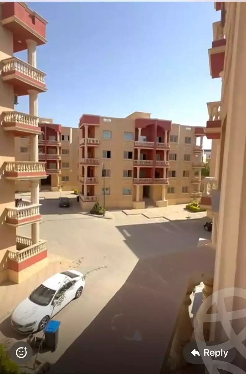 https://aqarmap.com.eg/en/listing/6087830-for-sale-cairo-new-cairo-compounds-life-view