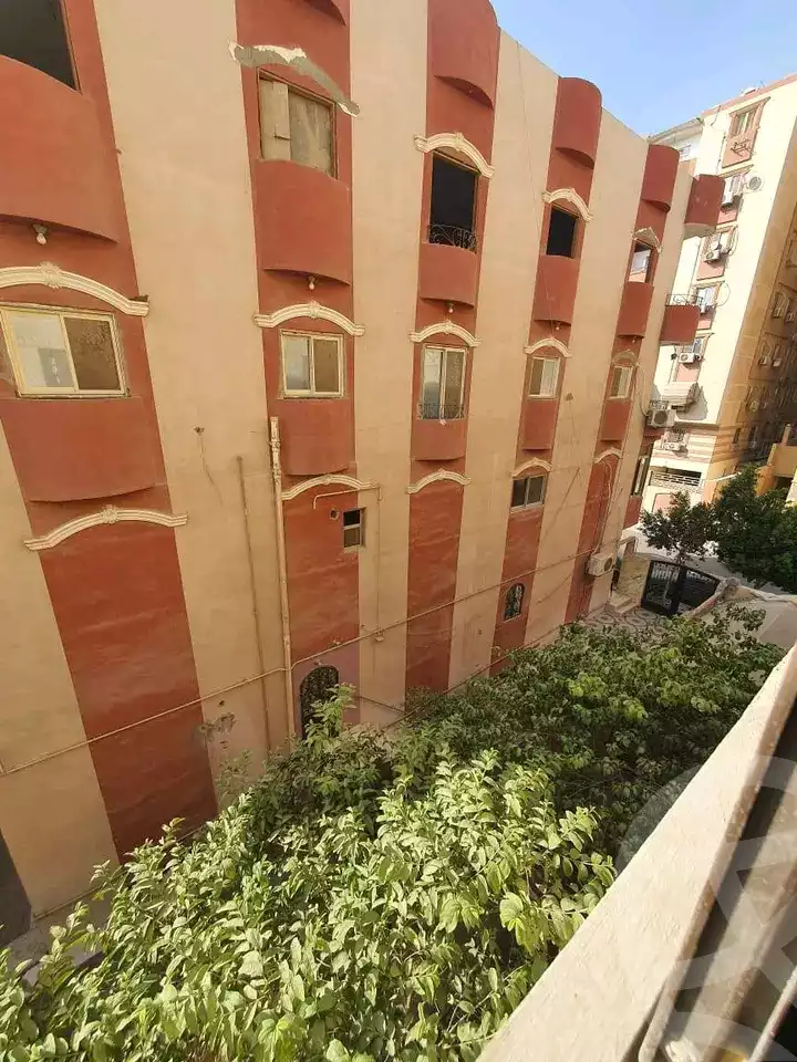 https://aqarmap.com.eg/en/listing/6087827-for-sale-cairo-15th-of-may-mjwr-33