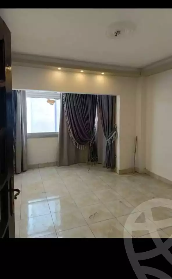 https://aqarmap.com.eg/en/listing/6087892-for-rent-cairo-mokattam-lhdb-l-ly-shareaa-9