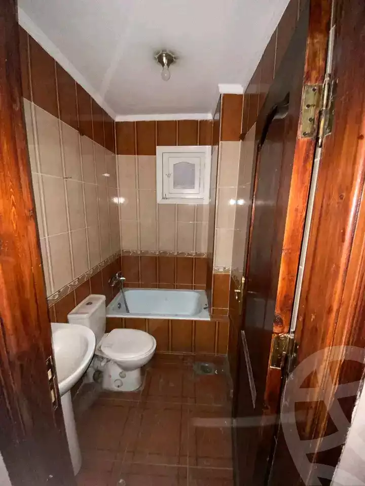 https://aqarmap.com.eg/en/listing/6087986-for-rent-cairo-helwan-helwan-el-sharkeya-latif-basha-st