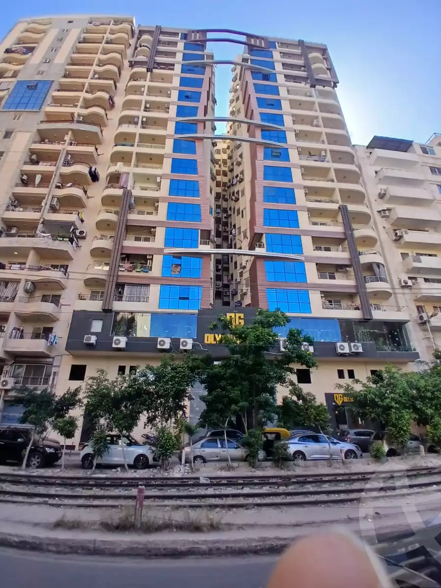 https://aqarmap.com.eg/en/listing/6089236-for-sale-alexandria-ganaklis-el-fath-st