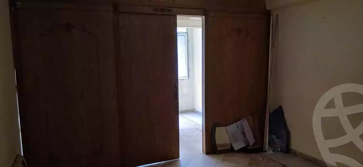 https://aqarmap.com.eg/en/listing/6089273-for-sale-alexandria-sydy-bshr-sydy-bshr-bhry-ahmed-el-awamri-st