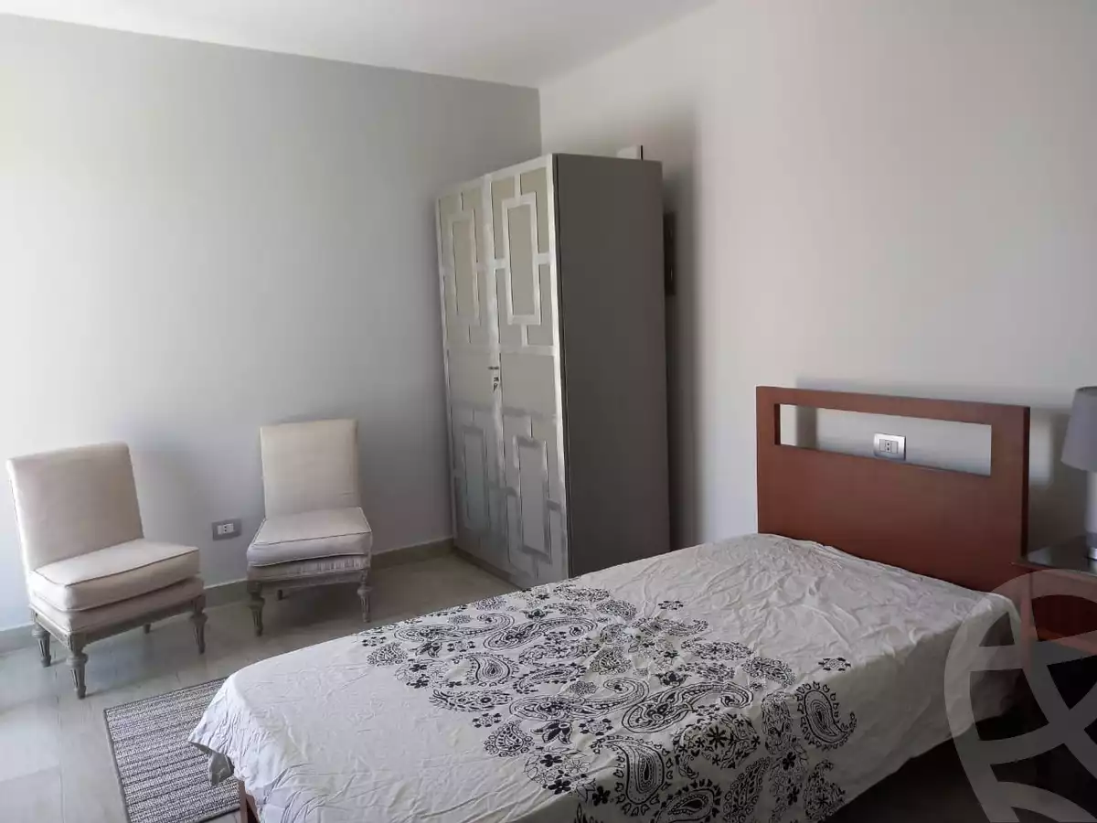 https://aqarmap.com.eg/en/listing/6089738-for-rent-cairo-el-sheikh-zayed-city-compounds-kmbwnd-wyst-twn-swdyk