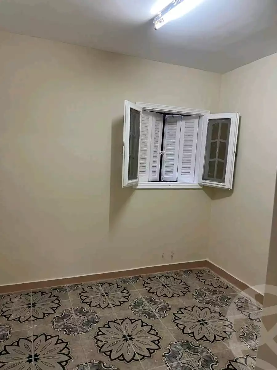 https://aqarmap.com.eg/en/listing/6090067-for-sale-alexandria-l-jmy-lbytsh-el-saleheen-mosque-st