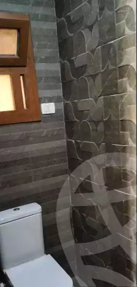 https://aqarmap.com.eg/en/listing/6090600-for-rent-cairo-mokattam-lhdb-l-ly
