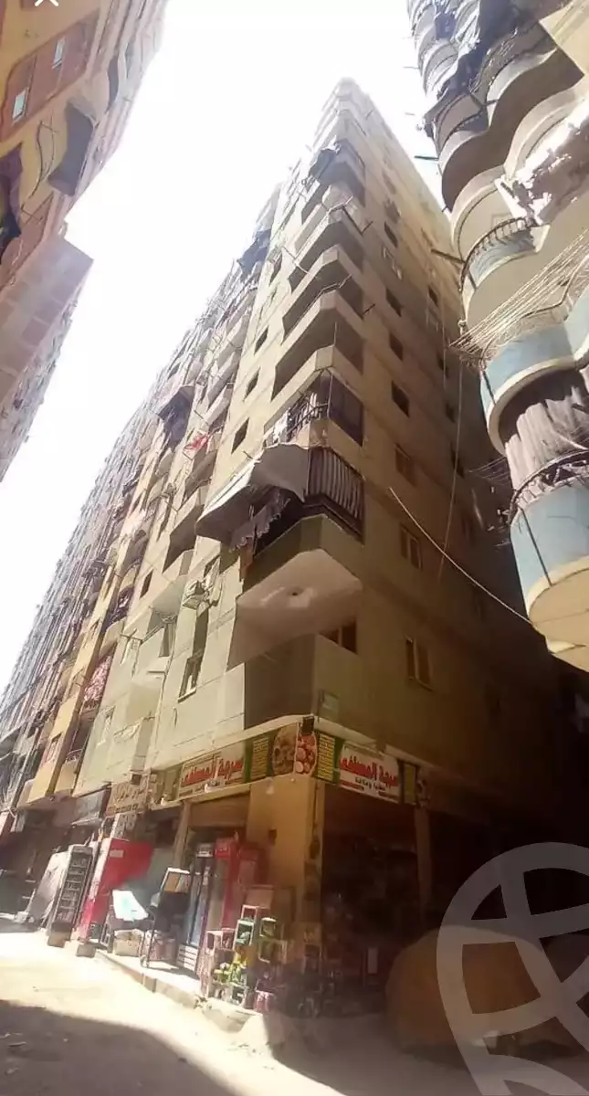 https://aqarmap.com.eg/en/listing/6090807-for-sale-cairo-helwan-hadayek-helwan-el-eshrein-st