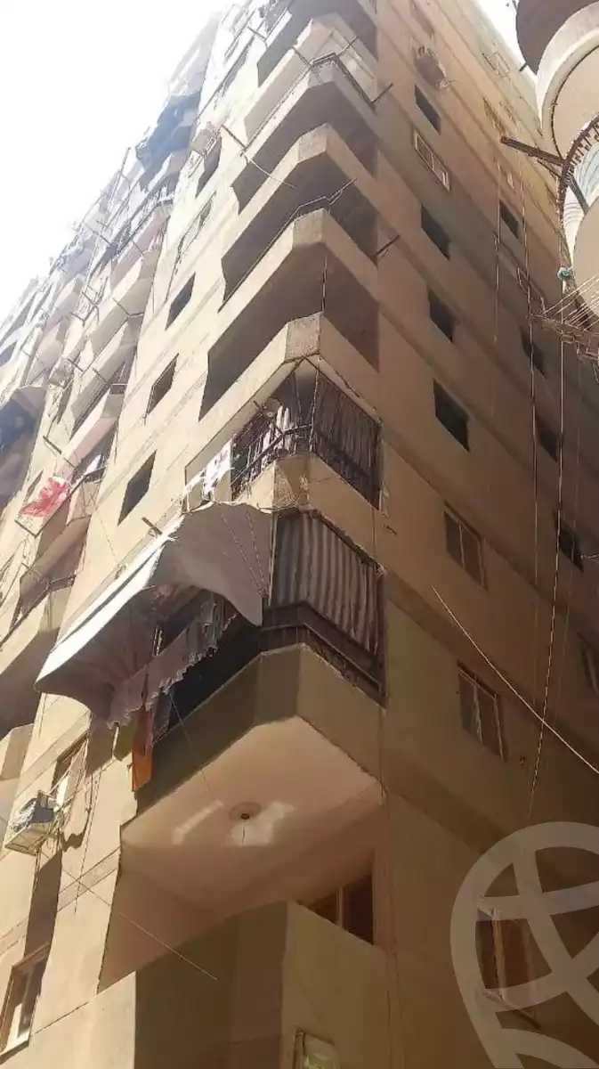 https://aqarmap.com.eg/en/listing/6090807-for-sale-cairo-helwan-hadayek-helwan-el-eshrein-st