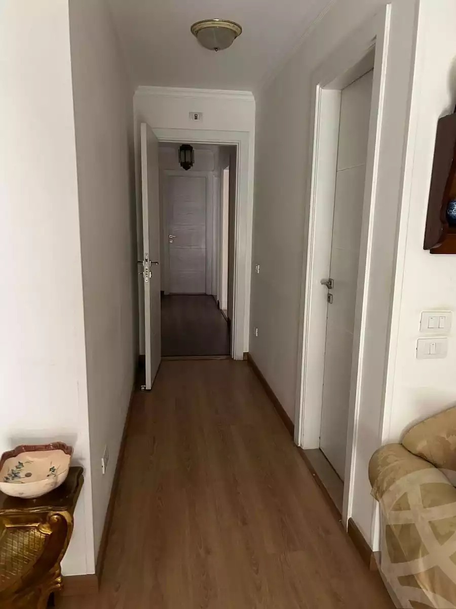 https://aqarmap.com.eg/en/listing/6090981-for-sale-cairo-el-sheikh-zayed-city-compounds-green-3