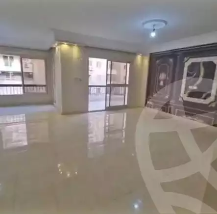 https://aqarmap.com.eg/ar/listing/6091728-for-rent-cairo-mokattam-lhdb-l-ly-shr-krym-bnwn