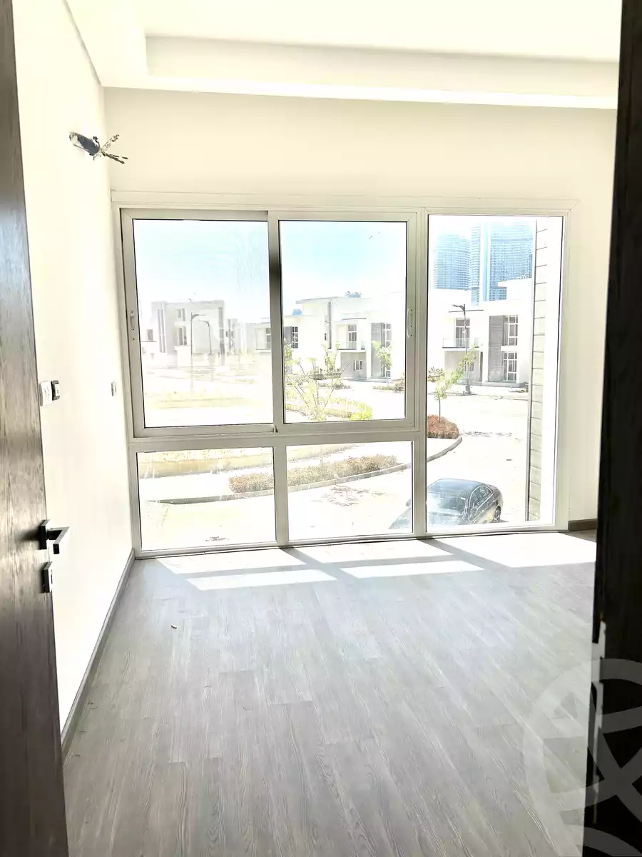 https://aqarmap.com.eg/ar/listing/6082745-for-sale-north-coast-new-alamein-mntj-t-l-lmyn-ljdyd-kmbwnd-mzryn