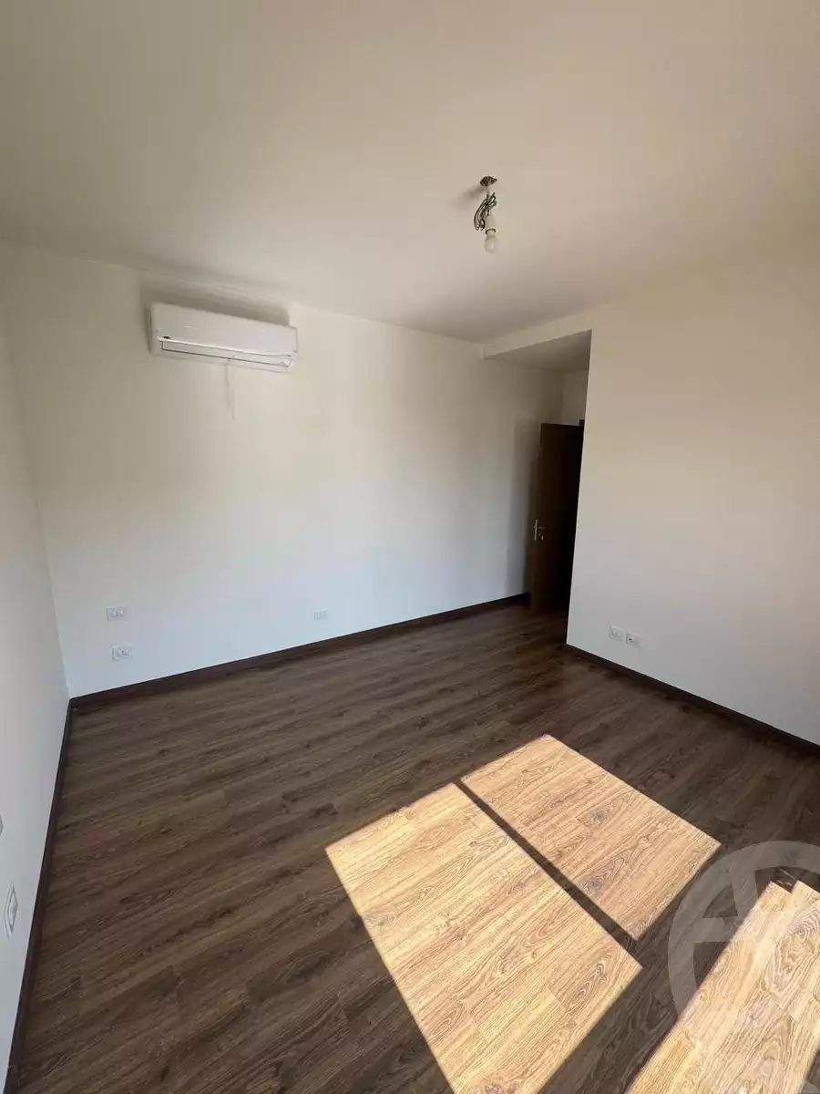 https://aqarmap.com.eg/en/listing/6092486-for-sale-cairo-new-cairo-compounds-district-5