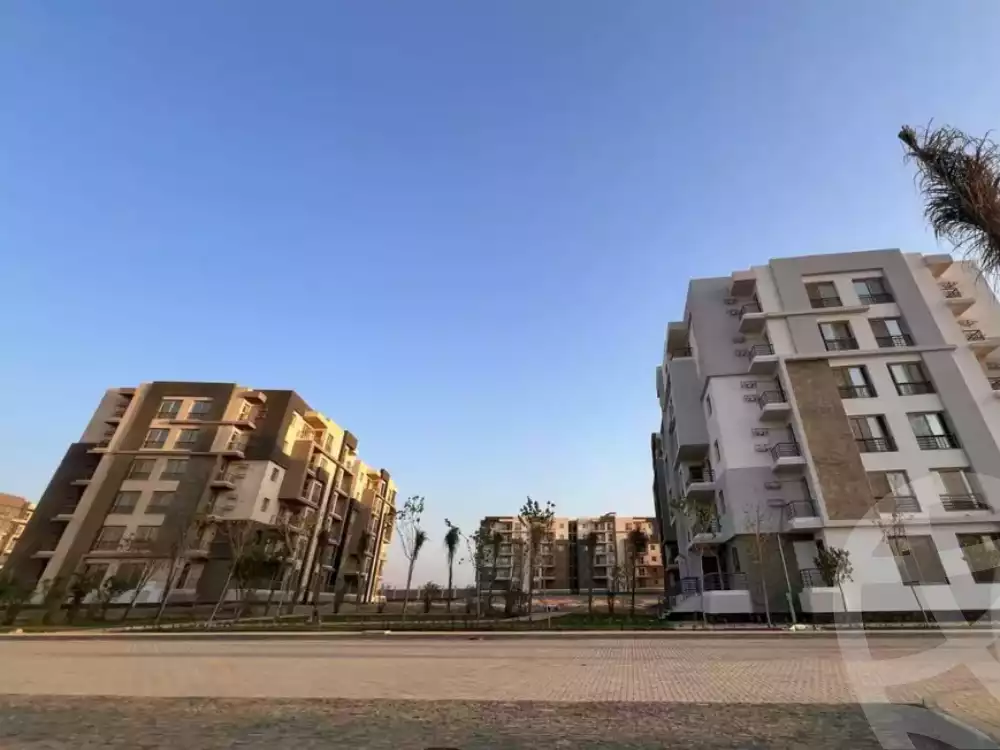 https://aqarmap.com.eg/en/listing/6092515-for-sale-cairo-el-sheikh-zayed-city-lshykh-zyd-ljdyd-west-view-residence-hdp