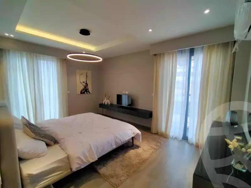 https://aqarmap.com.eg/en/listing/6093049-for-sale-cairo-el-sheikh-zayed-city-compounds-kmbwnd-fyldj-wyst-dr-llttwyr