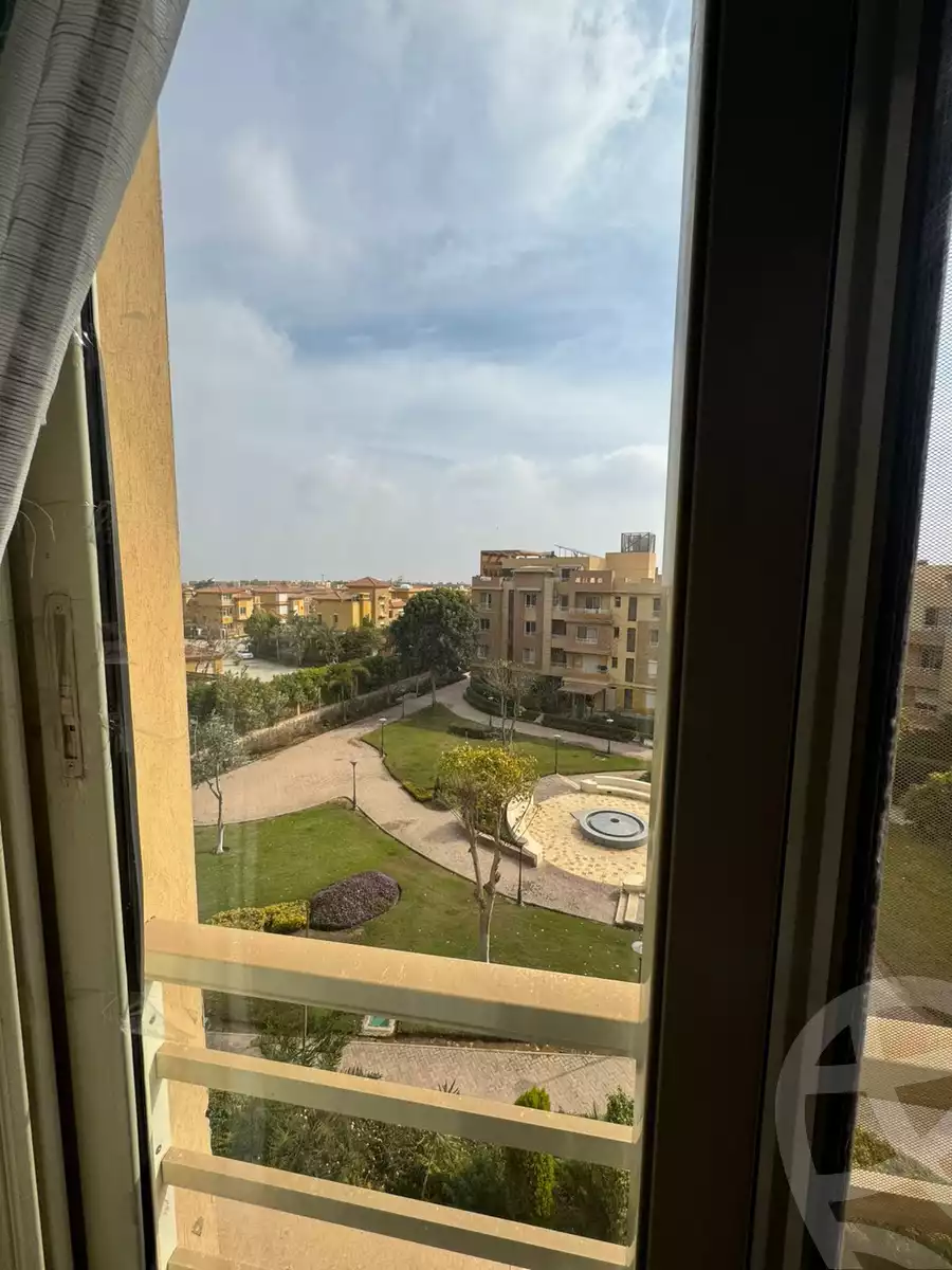 https://aqarmap.com.eg/en/listing/6093127-for-sale-cairo-el-sheikh-zayed-city-compounds-jewar