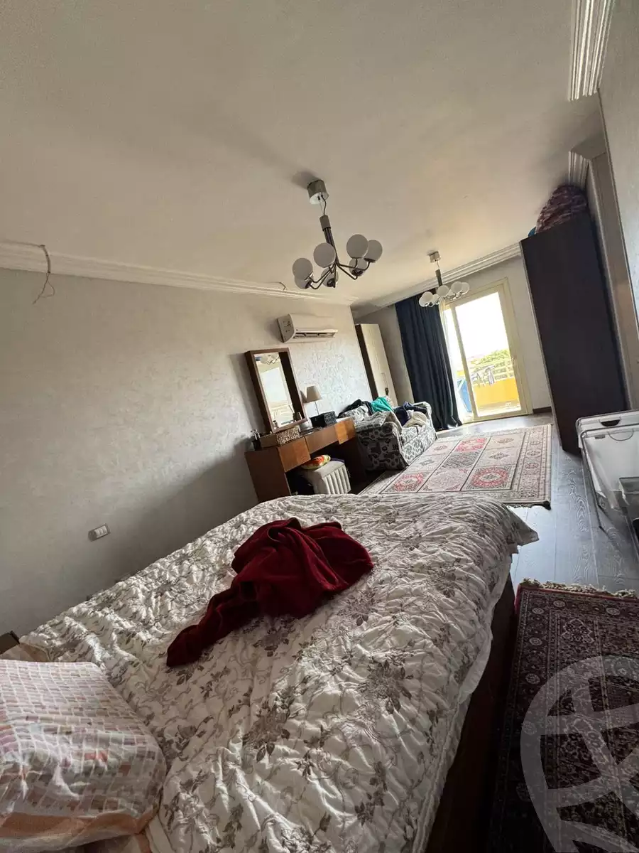 https://aqarmap.com.eg/en/listing/6093127-for-sale-cairo-el-sheikh-zayed-city-compounds-jewar