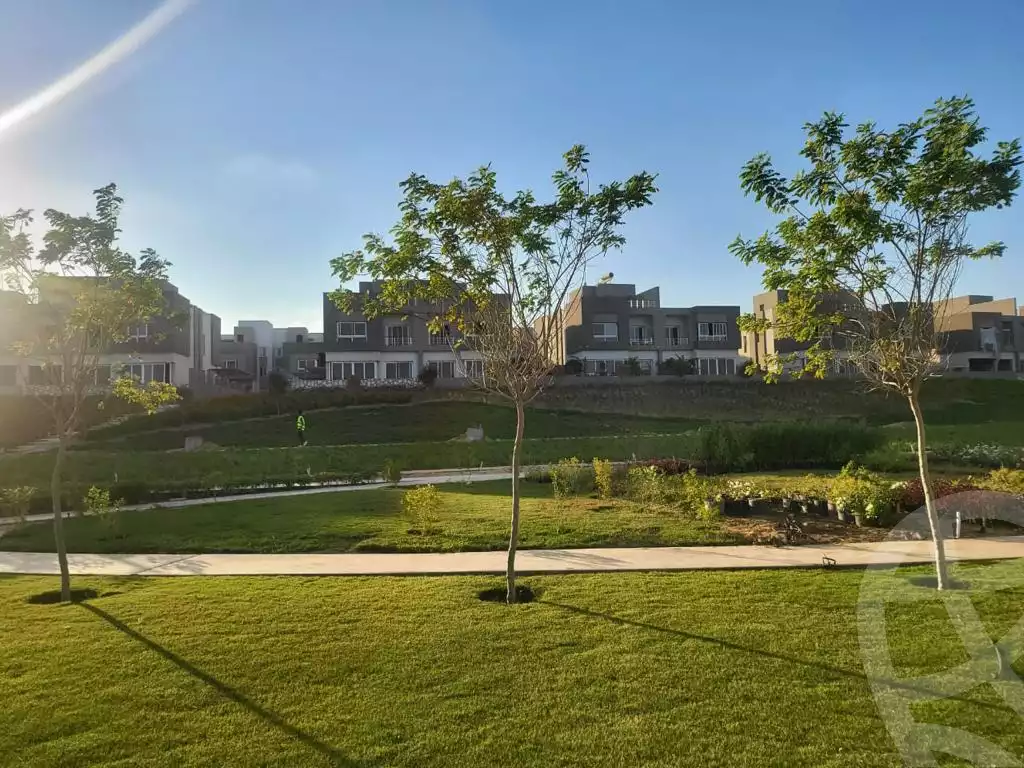 https://aqarmap.com.eg/en/listing/6093654-for-sale-cairo-el-sheikh-zayed-city-compounds-etapa