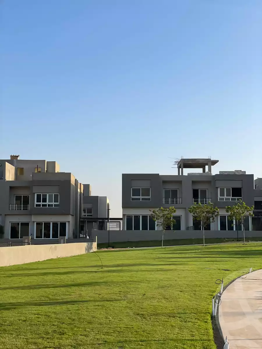 https://aqarmap.com.eg/en/listing/6093654-for-sale-cairo-el-sheikh-zayed-city-compounds-etapa