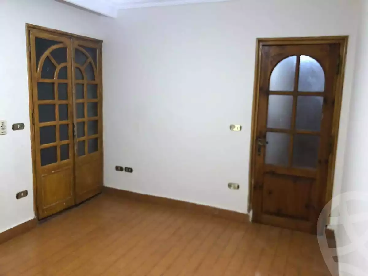 https://aqarmap.com.eg/en/listing/6096037-for-sale-cairo-mokattam-lhdb-l-ly-el-naforah-square