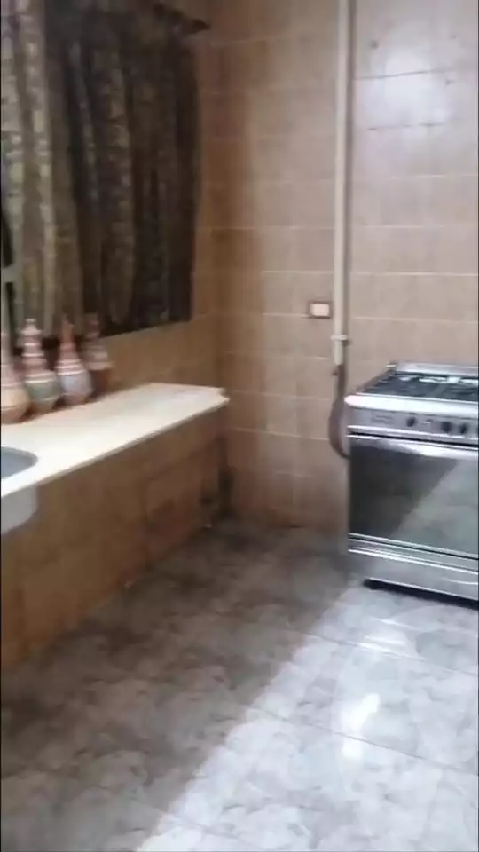 https://aqarmap.com.eg/ar/listing/6096243-for-sale-cairo-mokattam-lhdb-l-ly-shr-krym-bnwn
