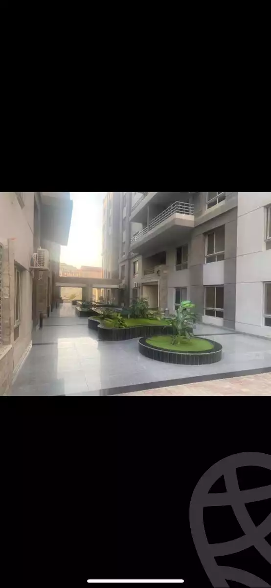 https://aqarmap.com.eg/en/listing/6097651-for-sale-cairo-mokattam-el-hadabah-el-wosta-compounds-family-home